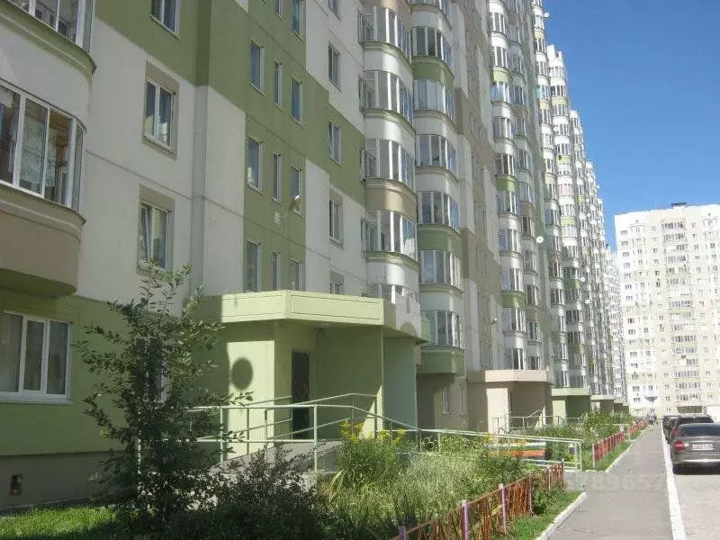 2-к кв. Курская область, Курск просп. Вячеслава Клыкова, 80 (58.0 м) - Фото 1