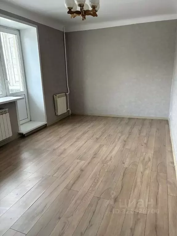 2-к кв. Красноярский край, Красноярск ул. 60 лет Октября, 52 (43.8 м) - Фото 1