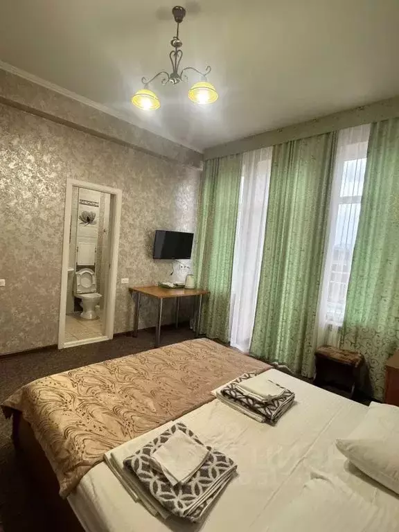 Комната Краснодарский край, Сочи Адлер жилрайон, ул. Чкалова, 70 - Фото 2