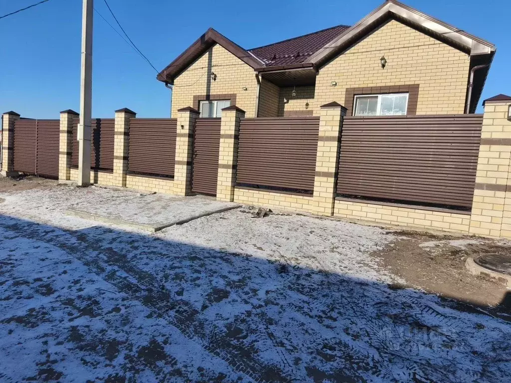 Дом в Воронежская область, Рамонский район, Яменское с/пос, д. ... - Фото 1