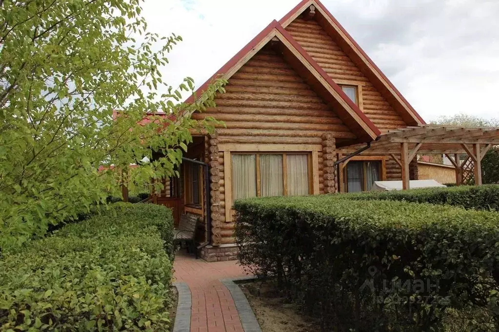 Дом в Астраханская область, Камызякский район, с. Затон ул. Береговая, ... - Фото 1