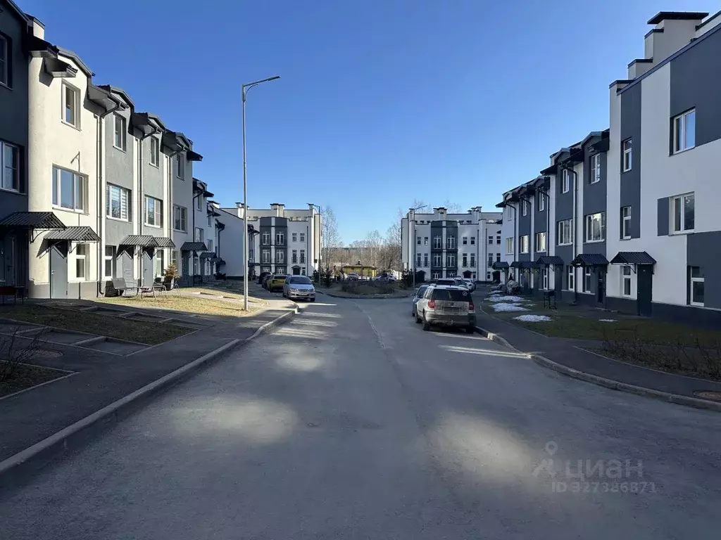 3-к кв. Ленинградская область, Мурино Всеволожский район, Садовая ул., ... - Фото 2