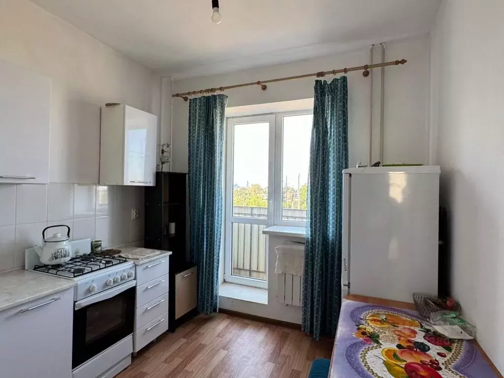 3-к кв. Волгоградская область, Средняя Ахтуба рп, 1-й мкр 53А (53.1 м) - Фото 1