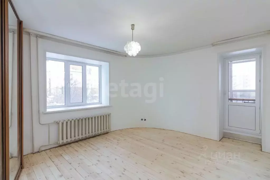 2-к кв. Тюменская область, Тюмень ул. Грибоедова, 15к2 (74.7 м) - Фото 1