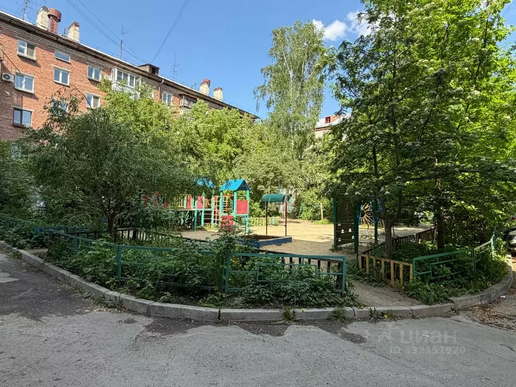 2-к кв. Свердловская область, Екатеринбург ул. Испанских Рабочих, 40 ... - Фото 1