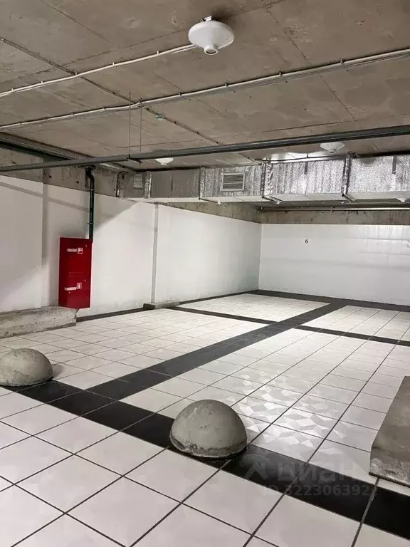 Гараж в Московская область, Одинцовский городской округ, д. Семенково, ... - Фото 1