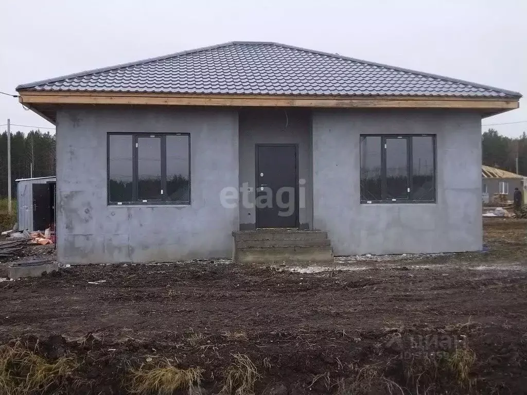 Дом в Свердловская область, Сысертский муниципальный округ, д. ... - Фото 1