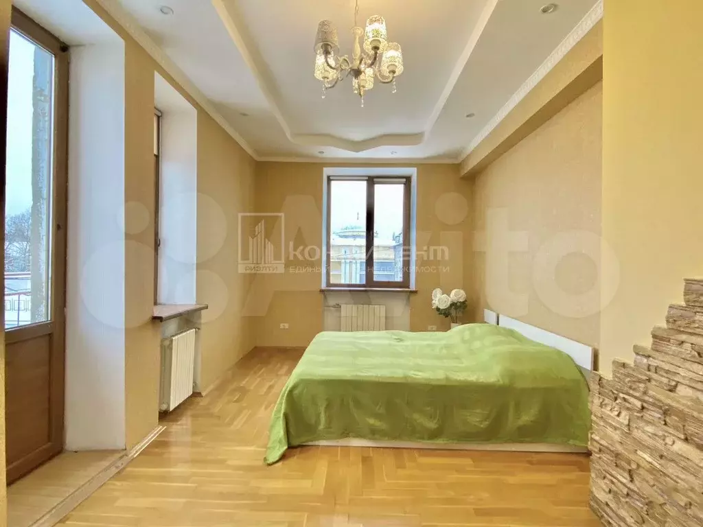 3-к. квартира, 81 м, 5/5 эт. - Фото 1