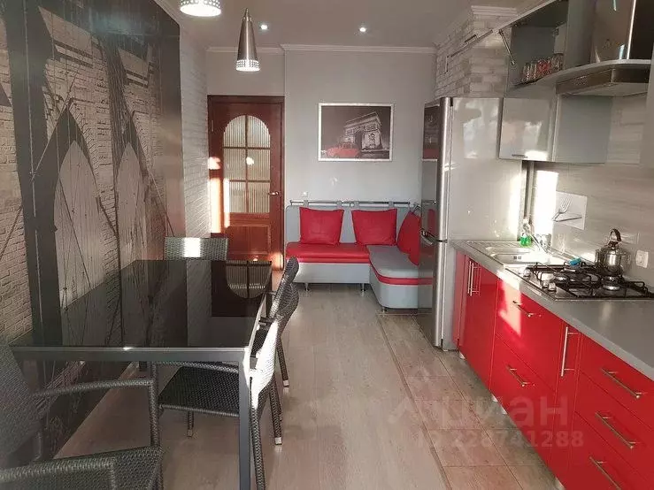 2-к кв. Севастополь ул. Адмирала Фадеева, 30 (65.0 м) - Фото 0