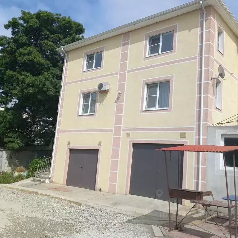 Дом в Краснодарский край, Геленджик ул. Леселидзе, 31 (246 м) - Фото 1