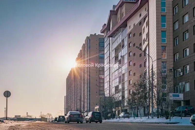 Офис в Красноярский край, Красноярск ул. Авиаторов, 21 (45 м) - Фото 1