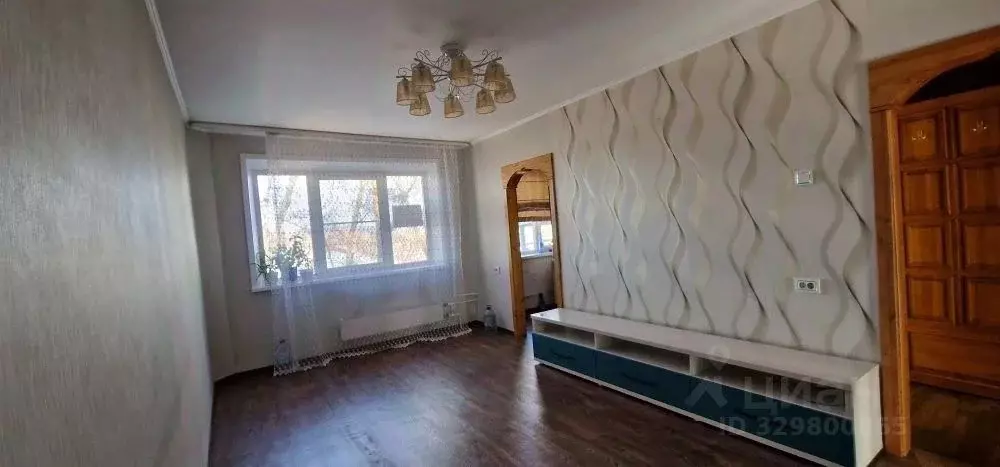 3-к кв. Кемеровская область, Мыски ул. Серафимовича, 6А (61.5 м) - Фото 1