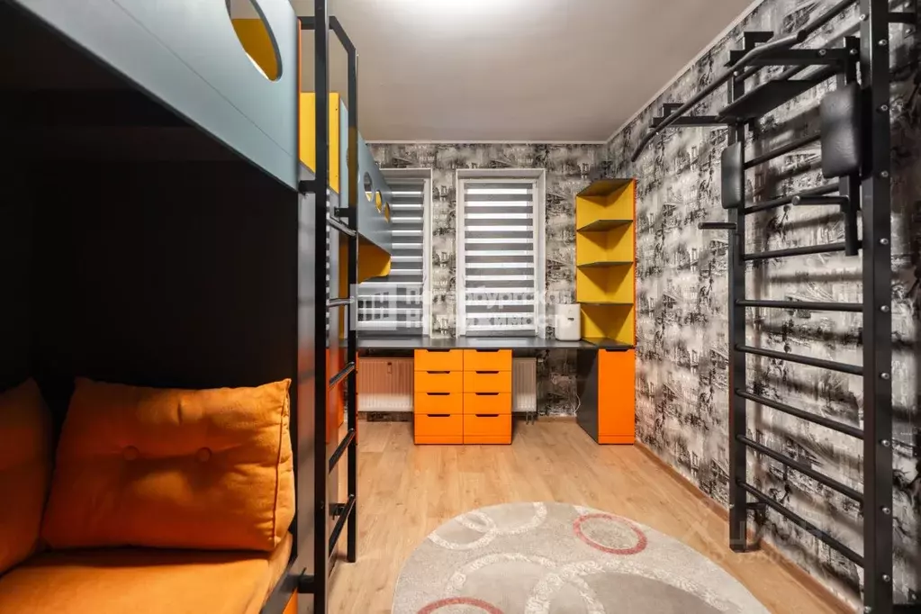 3-к кв. Санкт-Петербург 26-я Васильевского острова линия, 7 (88.4 м) - Фото 1