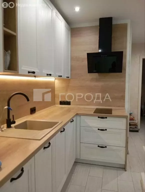 3-комнатная квартира: Барнаул, улица Сергея Ускова, 33 (82.7 м) - Фото 1