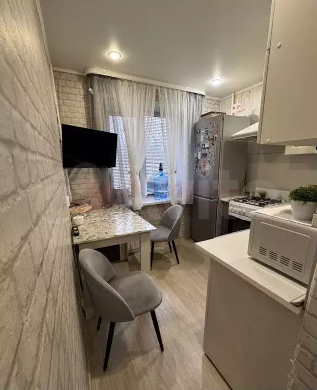 1-к. квартира, 31 м, 2/5 эт. - Фото 0