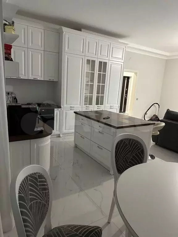 2-к. квартира, 70 м, 2/4 эт. - Фото 0
