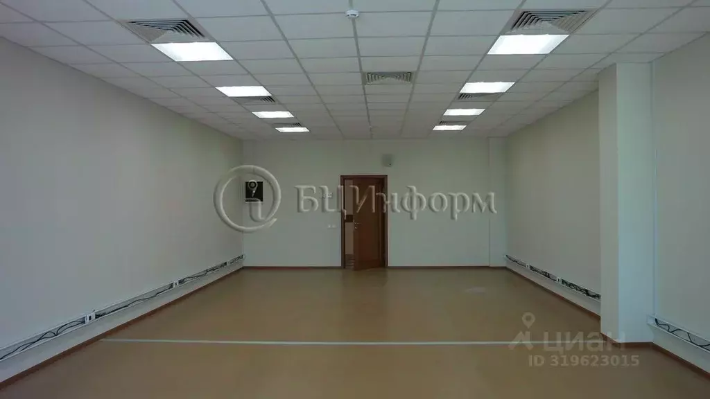 Офис в Санкт-Петербург ул. Оптиков, 4к2 (75 м) - Фото 0