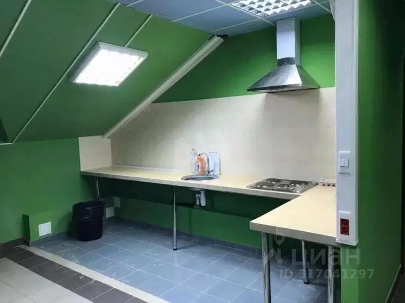 Офис в Москва 2-я Владимирская ул., 26А (380 м) - Фото 0