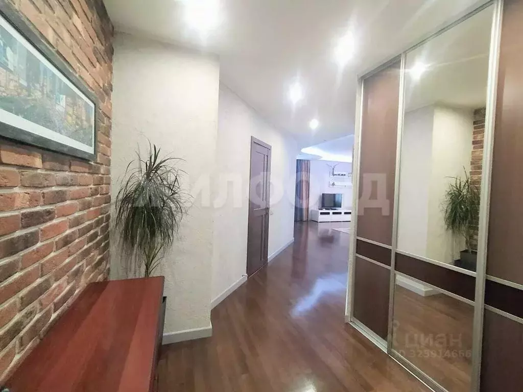 2-к кв. Новосибирская область, Новосибирск ул. Галущака, 15 (81.0 м) - Фото 2