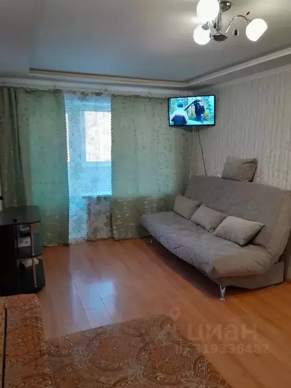 2-к кв. Челябинская область, Челябинск ул. Барбюса, 63 (45.0 м) - Фото 0