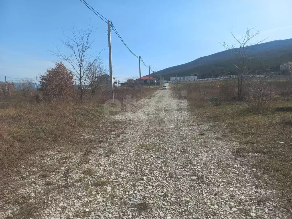 Участок в Краснодарский край, Геленджик городской округ, с. Кабардинка ... - Фото 2