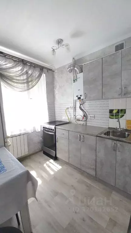 1-к кв. Белгородская область, Белгород ул. 5 Августа (32.0 м) - Фото 0