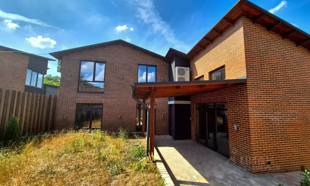 Дом в Ростовская область, Ростов-на-Дону Мачтовая ул. (212 м) - Фото 1