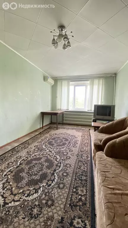 2-комнатная квартира: Саратов, Буровая улица, 9 (50 м) - Фото 1