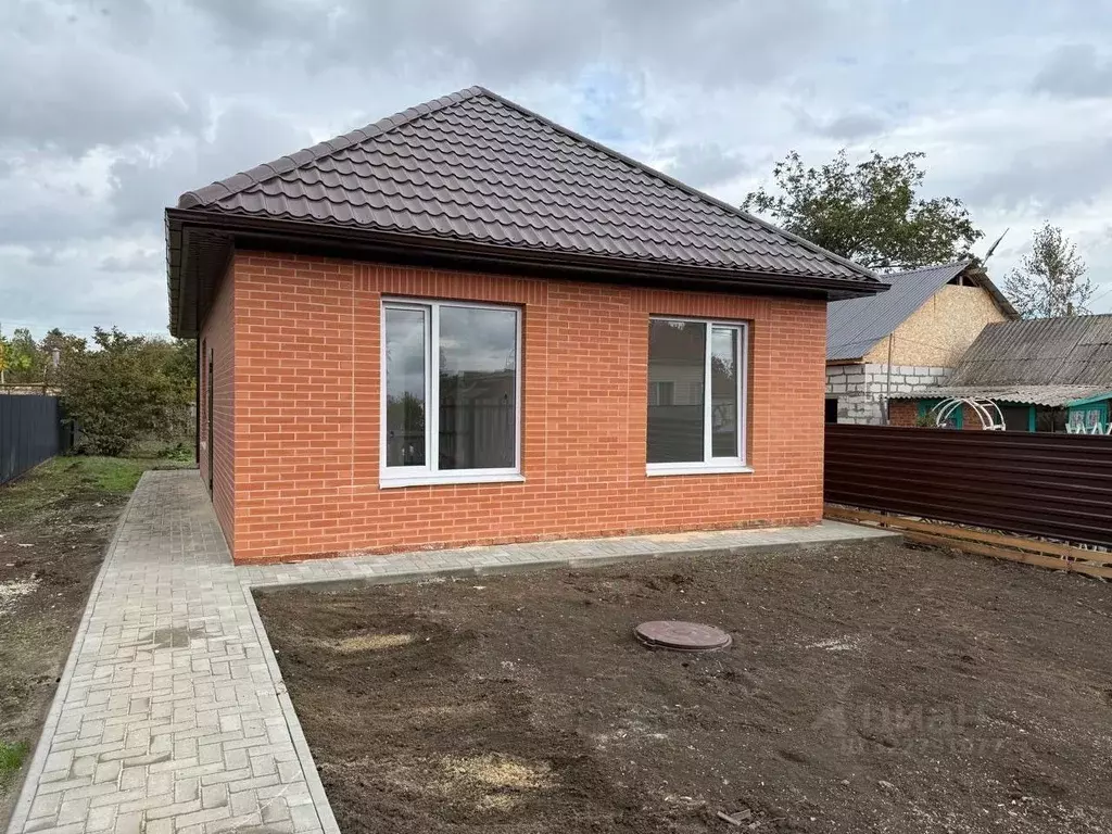 Дом в Краснодарский край, Ейское городское поселение, пос. ... - Фото 1