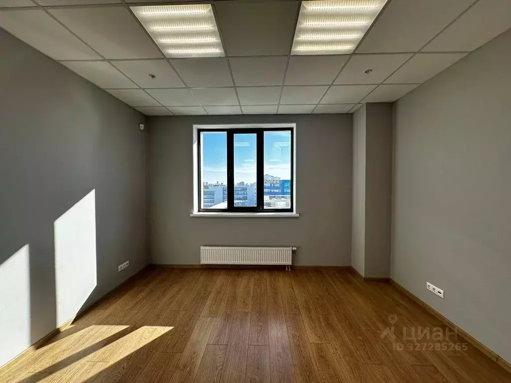 Офис в Свердловская область, Екатеринбург ул. Чернышевского, 7 (28 м) - Фото 1