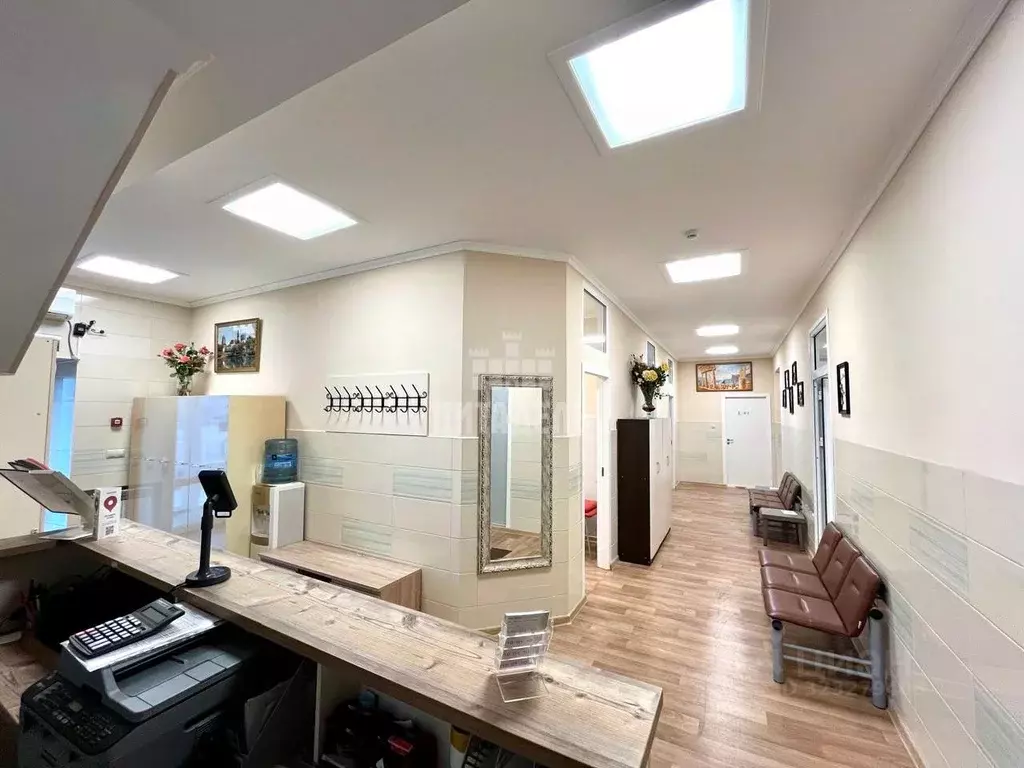 Помещение свободного назначения в Воронежская область, с. Новая Усмань ... - Фото 1