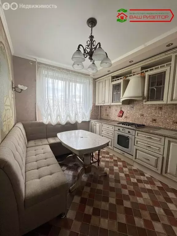 3-комнатная квартира: Саратов, Волгоградская улица, 10 (62 м) - Фото 0
