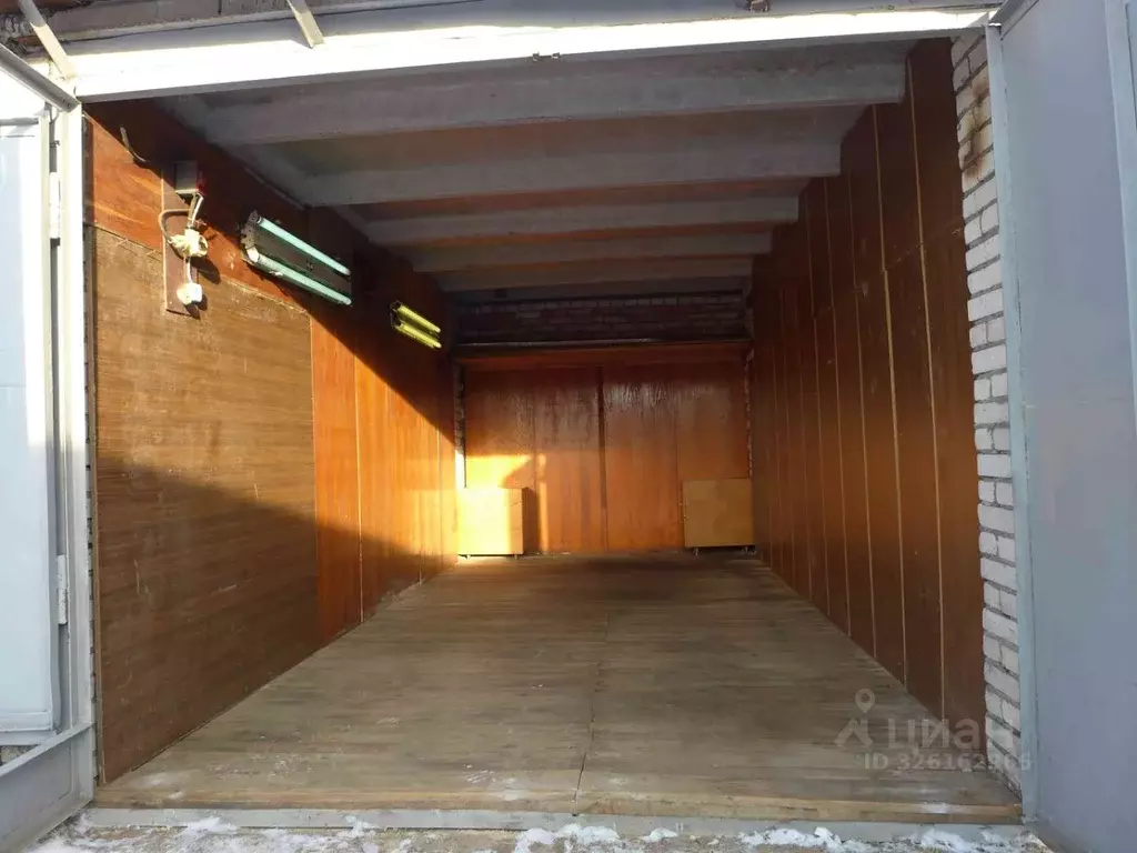 Гараж в Санкт-Петербург Дунайский просп., 1Б (18 м) - Фото 1