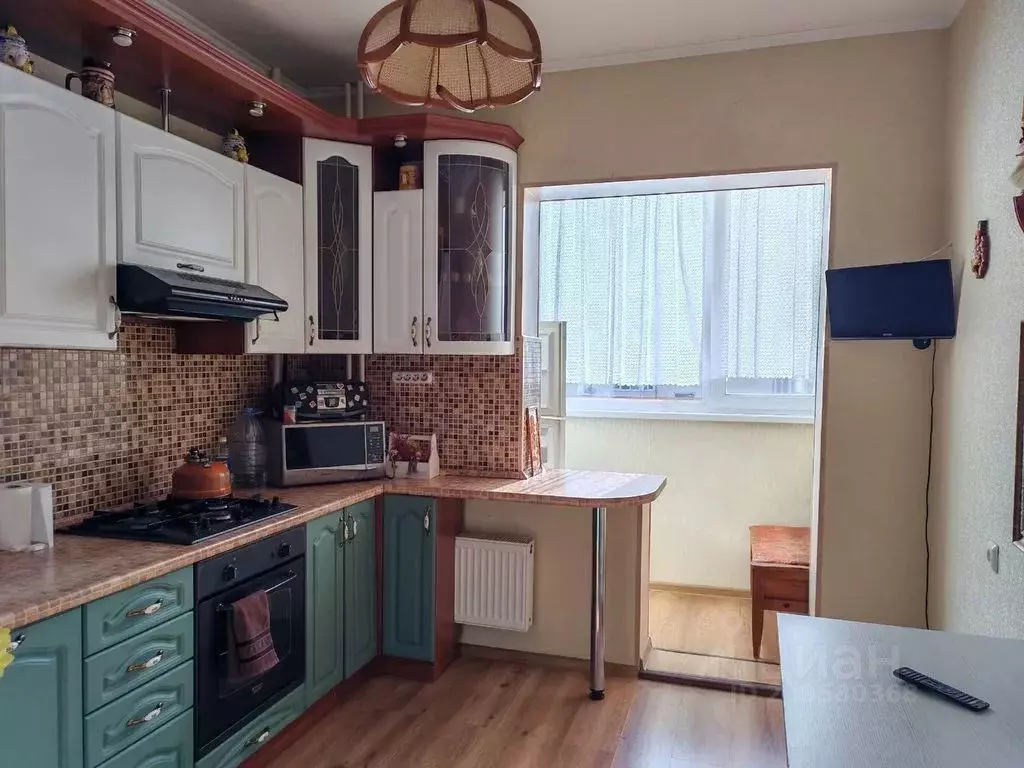 2-к кв. Псковская область, Псков ул. Шестака, 16 (64.0 м) - Фото 2