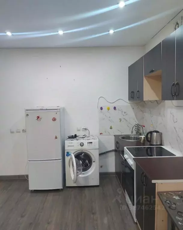 Студия Хакасия, Абакан Нижняя Согра мкр, ул. Буденного, 74Ик3 (33.0 м) - Фото 1