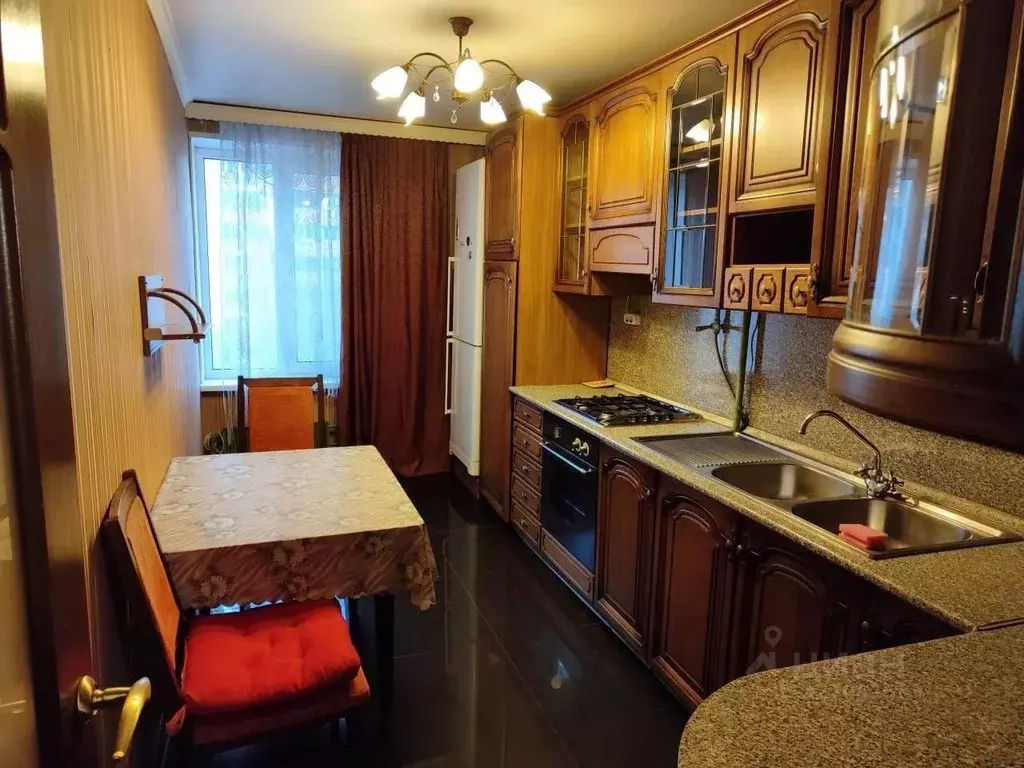 3-к кв. Москва ул. Генерала Тюленева, 15 (65.0 м) - Фото 0