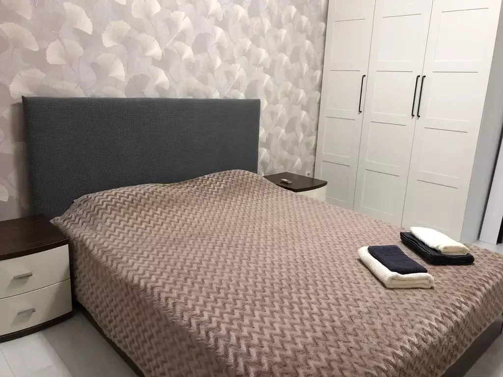 2-к кв. Калмыкия, Элиста ул. Номто Очирова, 8 (63.0 м) - Фото 0