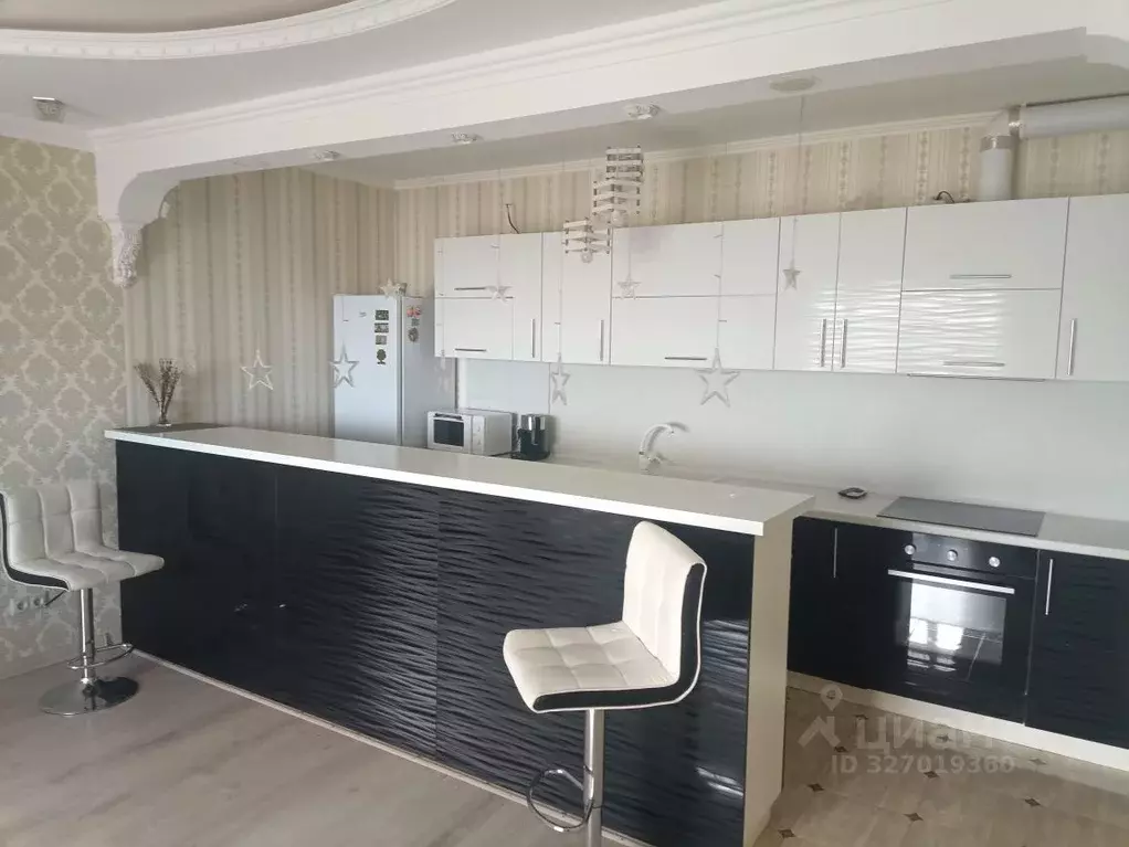 2-к кв. Краснодарский край, Сочи Виноградная ул., 4 (70.0 м) - Фото 1