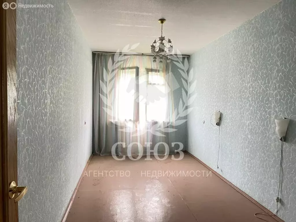 3-комнатная квартира: Калуга, улица Никитина, 47 (58.2 м) - Фото 0