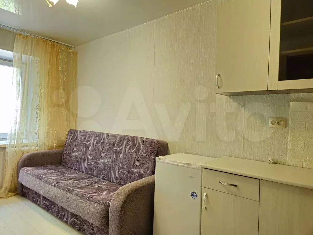 Комната 12,9 м в 5-к., 2/5 эт. - Фото 1