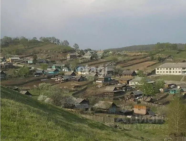 Участок в Еврейская автономная область, Смидовичский район, с. ... - Фото 1