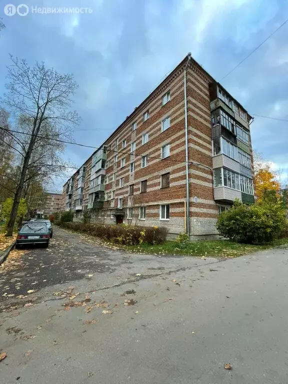 3-комнатная квартира: Струнино, микрорайон Дубки, 13 (57 м) - Фото 2