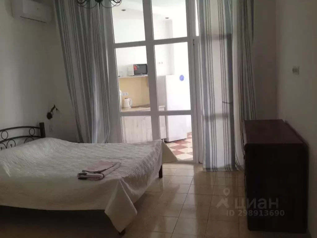 Студия Крым, Феодосия наб. Черноморская, 1В (30.0 м) - Фото 1