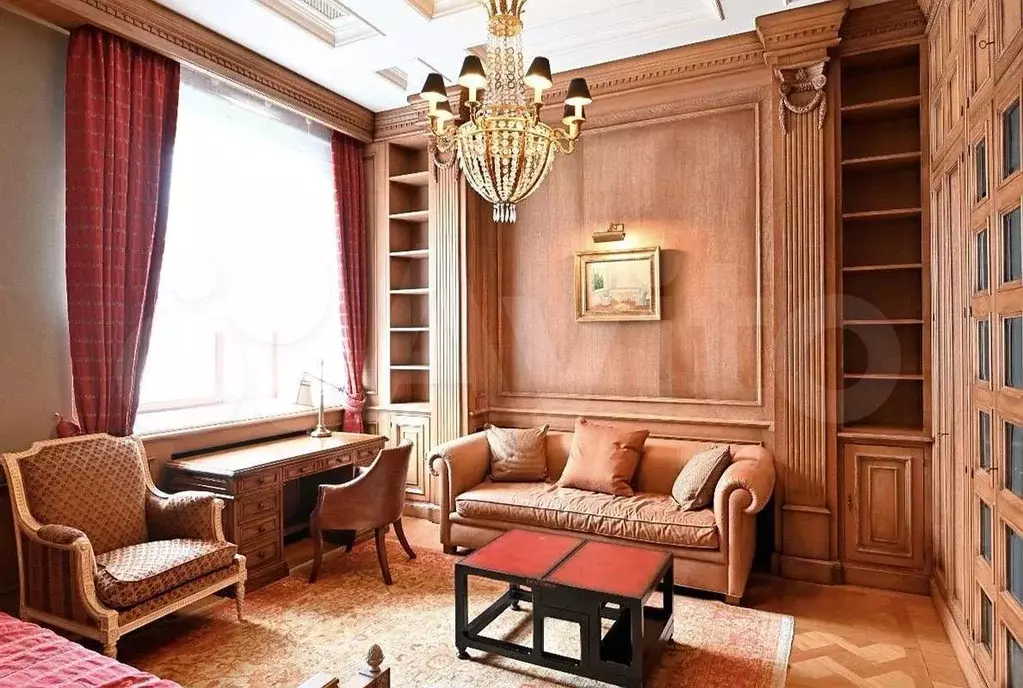 4-к. квартира, 165 м, 2/9 эт. - Фото 0