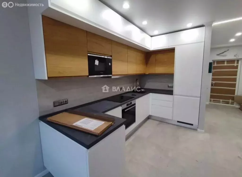 3-комнатная квартира: посёлок Ильинское-Усово, Заповедная улица, 3 ... - Фото 1