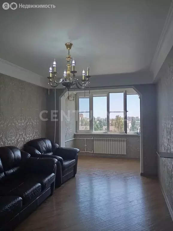 4-комнатная квартира: Махачкала, улица Абдулхакима Исмаилова, 24 (90 ... - Фото 0