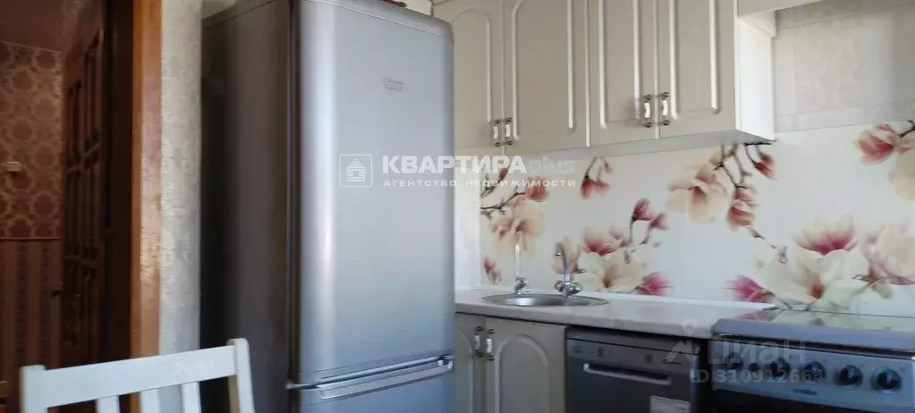 3-к кв. Свердловская область, Невьянск ул. Матвеева, 26 (57.6 м) - Фото 2