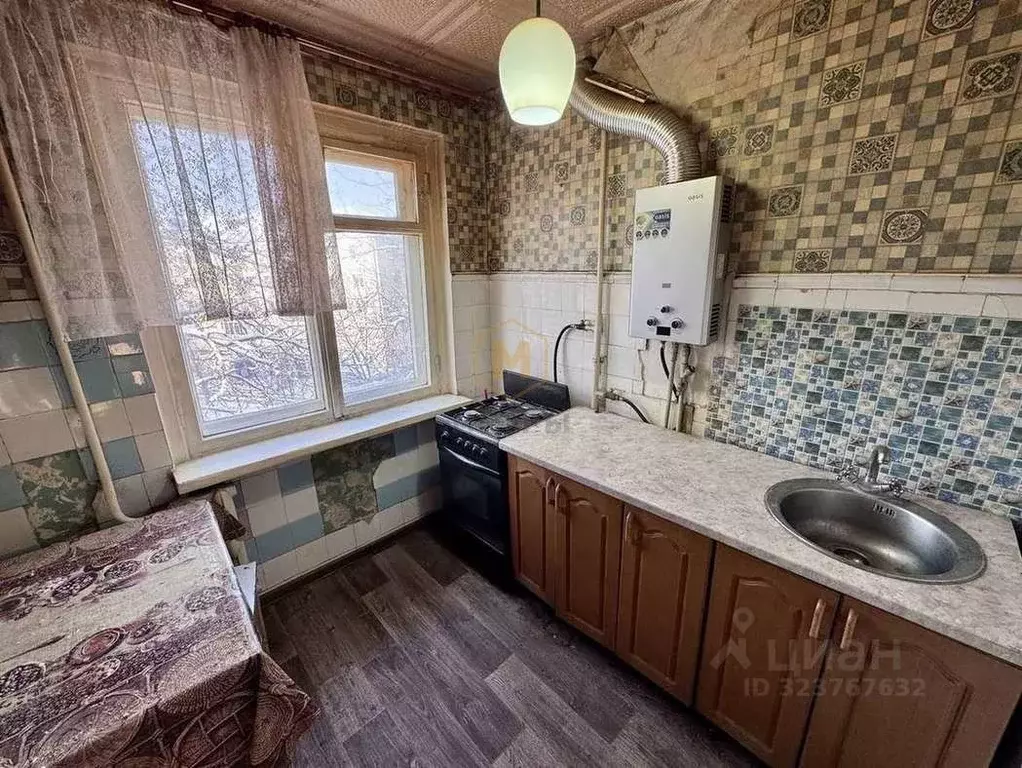 3-к кв. Белгородская область, Белгород ул. 5 Августа, 12 (61.5 м) - Фото 1