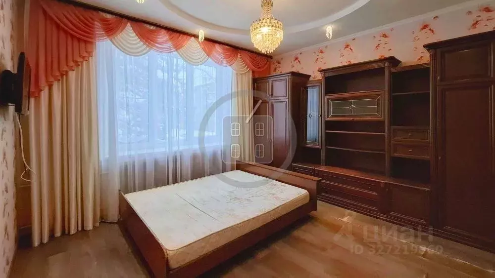 3-к кв. Калужская область, Калуга Социалистическая ул., 8 (73.1 м) - Фото 1