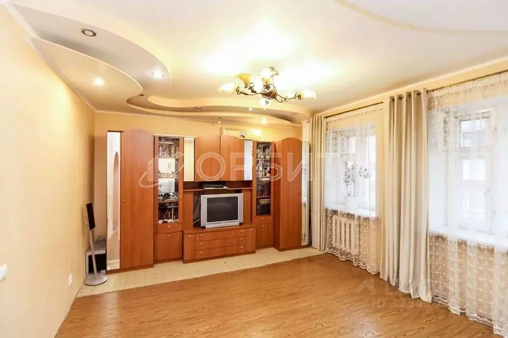 3-к кв. Тюменская область, Тюмень Мелиораторов мкр, ул. Мелиораторов, ... - Фото 2